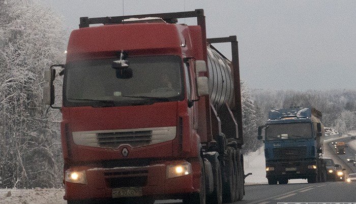ГРУЗИЯ. Две тысячи грузовиков штурмуют Верхний Ларс