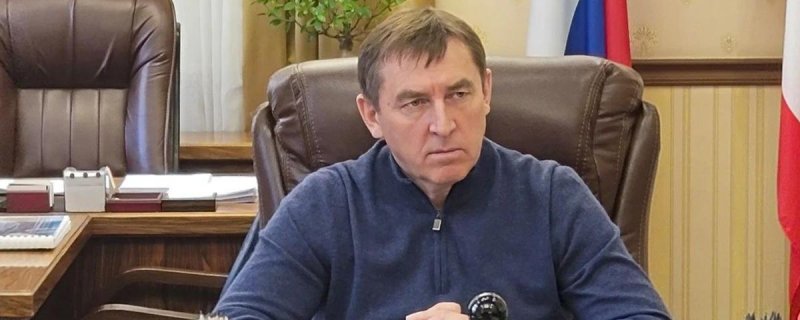КРЫМ. Председатель совета министров Гоцанюк заявил, что в этом году в Крыму произведут около 60 тысяч тонн удобрений