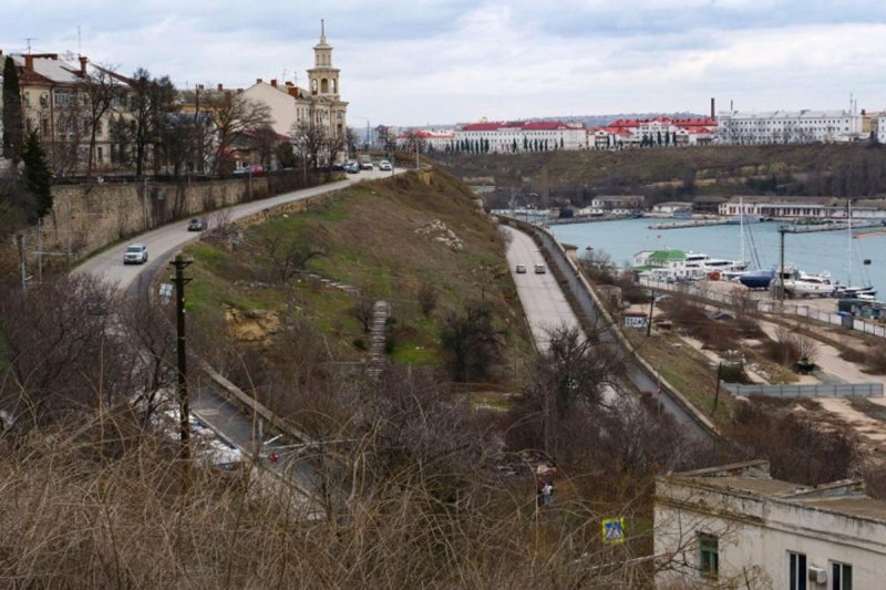 СЕВАСТОПОЛЬ. В Севастополе собираются укрепить склон Красного спуска в 2024 году