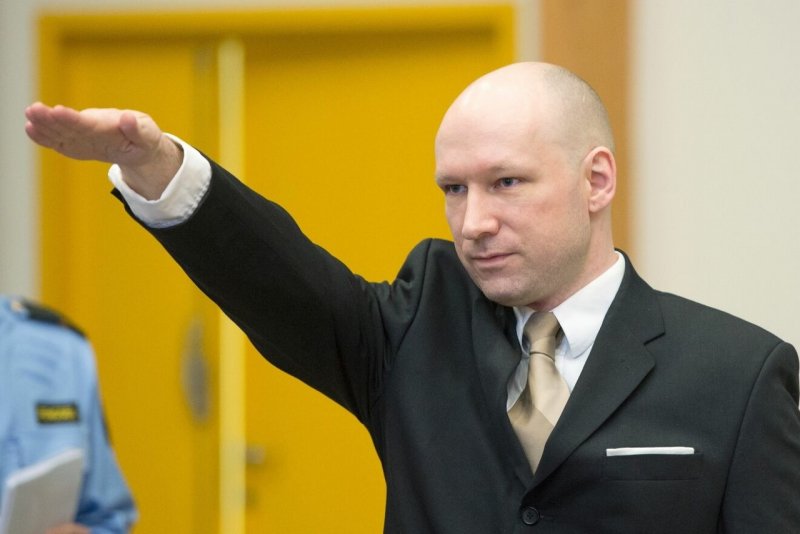 Т. Брейвик, убивший 77 человек, подал в суд на Норвегию из-за своих условий в тюрьме