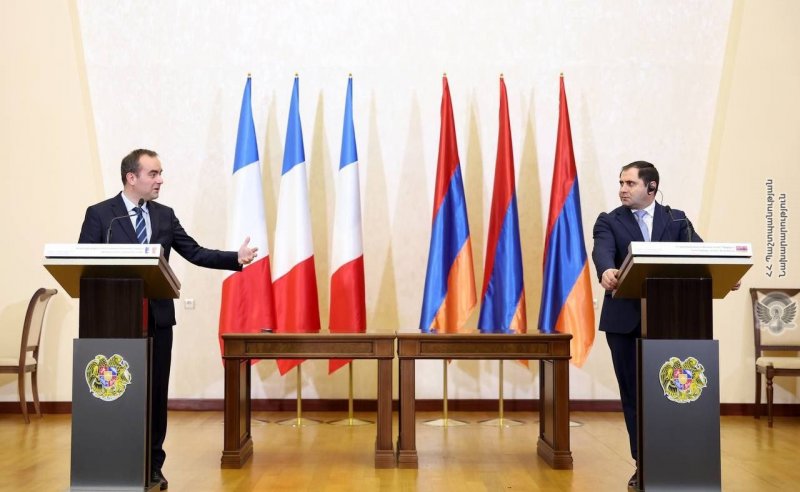 АЗЕРБАЙДЖАН. Франция приезжала в Армению "обнулить" Россию