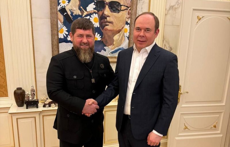 ЧЕЧНЯ. Р.Кадыров встретися в Москве с главой администрации президента РФ А.Вайно