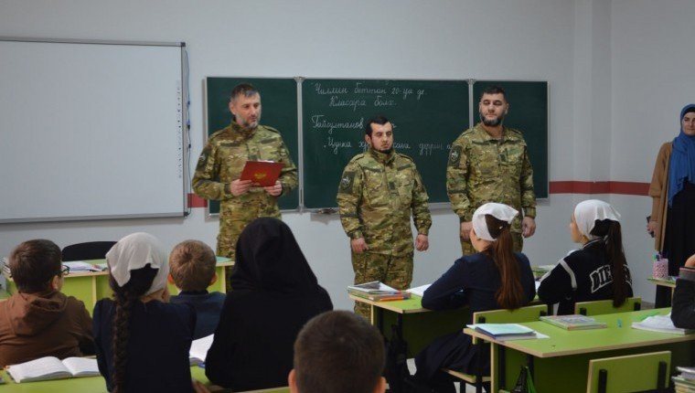 ЧЕЧНЯ. Росгвардейцы продолжают участие в акции «Неделя мужества» в Чеченской Республике