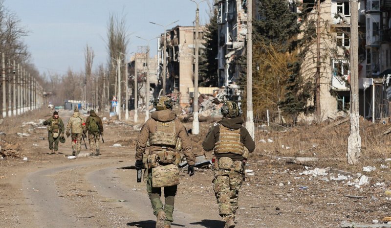 Из-за массированных ударов сил РФ ВСУ покинули часть позиций на второй линии обороны