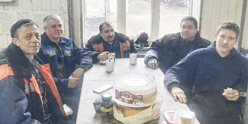 КРАСНОДАР. Сотрудники вагонного депо Кавказская на Кубани отказались от подарков на праздник в пользу бойцов СВО