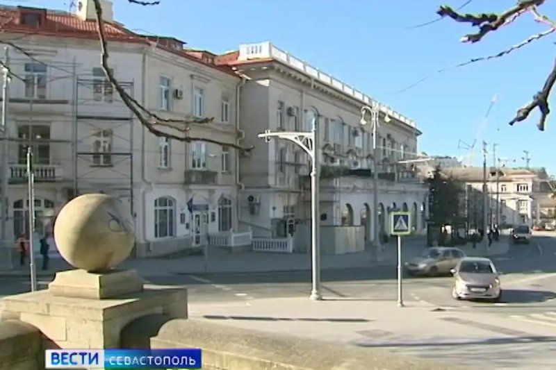 СЕВАСТОПОЛЬ. В 2024 году в Севастополе отремонтируют почти сто крыш многоквартирных домов