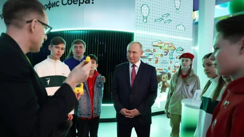 СТАВРОПОЛЬЕ. Волонтёр из Пятигорска провёл экскурсию для Путина