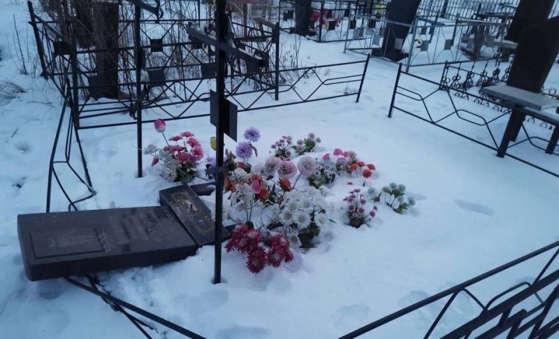 ВОЛГОГРАД. В Волгоградской области трое 10-летних вандалов разгромили на местном кладбище более 40 могил