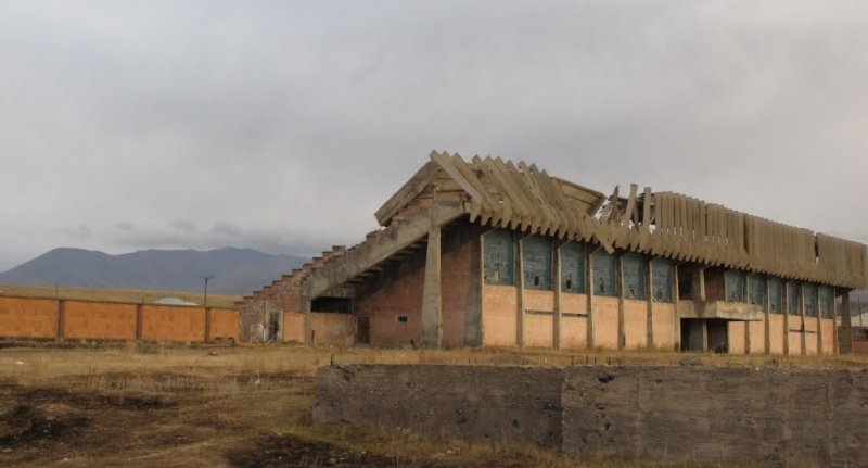 АРМЕНИЯ. 3 заброшенных футбольных стадиона Армении