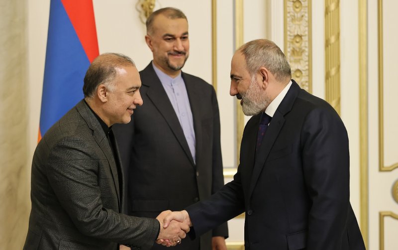 АРМЕНИЯ. Геополитические тиски Армении