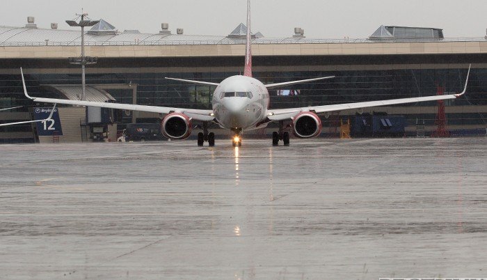 АРМЕНИЯ. Непогода не позволила самолету вылететь из Дубая в Ереван