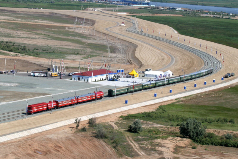АСТРАХАНЬ. Жители Астраханской области прокомментировали реализацию проектов, направленных на развитие транспортной инфраструктуры