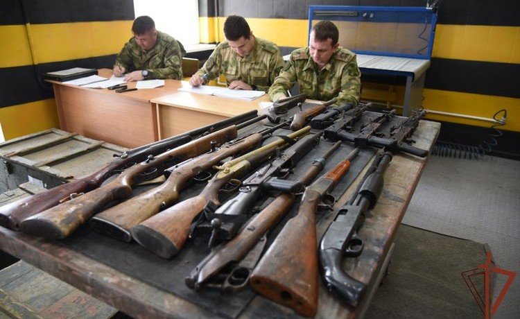 ЧЕЧНЯ. Росгвардейцы в Грозном уничтожили более 1 тысячи единиц оружия и свыше 7 тысяч боеприпасов в Грозном