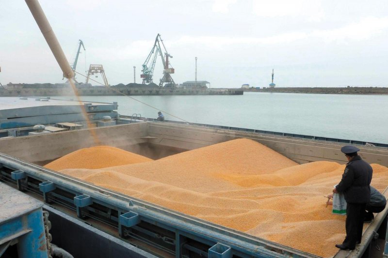 ДАГЕСТАН. Более 160 тысяч тонн зерна экспортировано в Иран из порта Махачкалы в первом квартале
