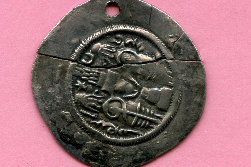 ИНГУШЕТИЯ. В горной Ингушетии у храма, где ранее обнаружились следы поселения, нашли монету VI века