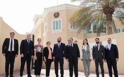Арарат Мирзоян провел рабочее совещание с сотрудниками посольства Армении в Дохе