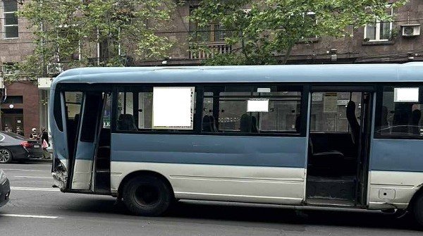 АРМЕНИЯ. Массовое ДТП с автобусом произошло в Ереване – есть раненый