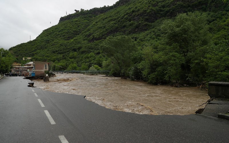 АРМЕНИЯ. Наводнение на севере Армении нанесло огромный ущерб – власти