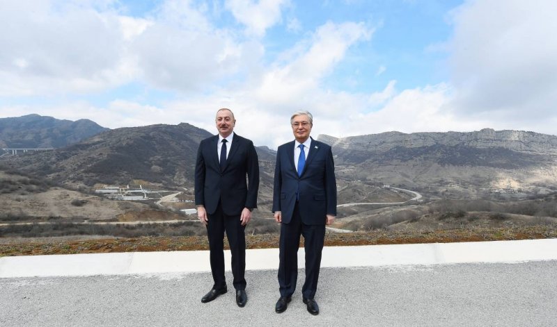АЗЕРБАЙДЖАН. Ильхам Алиев поздравил президента Казахстана с 71-летием