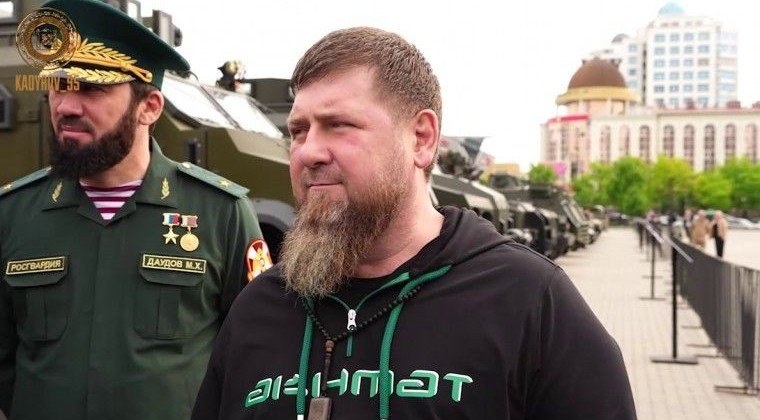 ЧЕЧНЯ. Глава ЧР посетил выставку трофейной техники, захваченной чеченскими бойцами в ходе СВО
