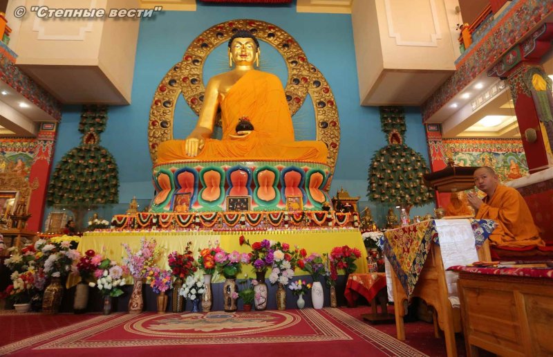 КАЛМЫКИЯ. В Калмыкии отметят день рождения Будды Шакьямуни