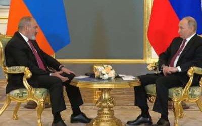 Пашинян заявил Путину, что накопились вопросы, которые нужно обсудить