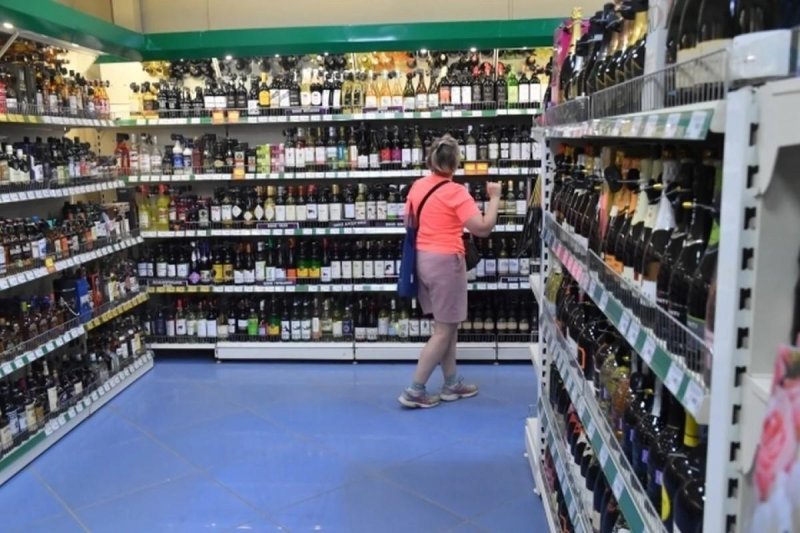 РОСТОВ. В Ростовской области во время последних звонков пройдут проверки мест торговли алкоголем
