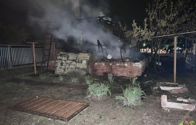 ВОЛГОГРАД. В Волгоградской области ревнивец устроил пожар и дотла сжег дом бывшей жены