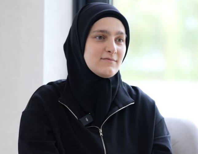 ЧЕЧНЯ.  Айшат Кадырова передала  в чеченские школы более 1,5 тысяч гаджетов