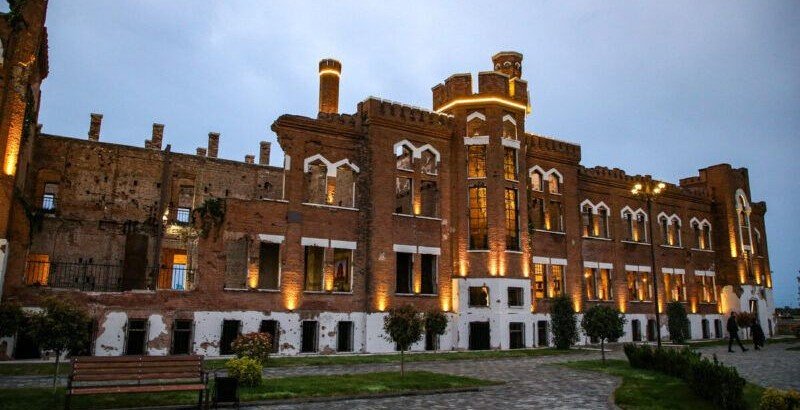 ЧЕЧНЯ. Памятник архитектуры: старинный замок в Грозном