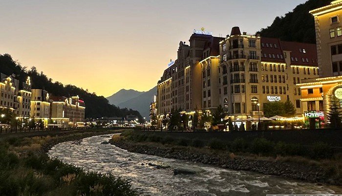 Вечерние "Ласточки" между Розой Хутор и Имеретинским курортом вернут в июле