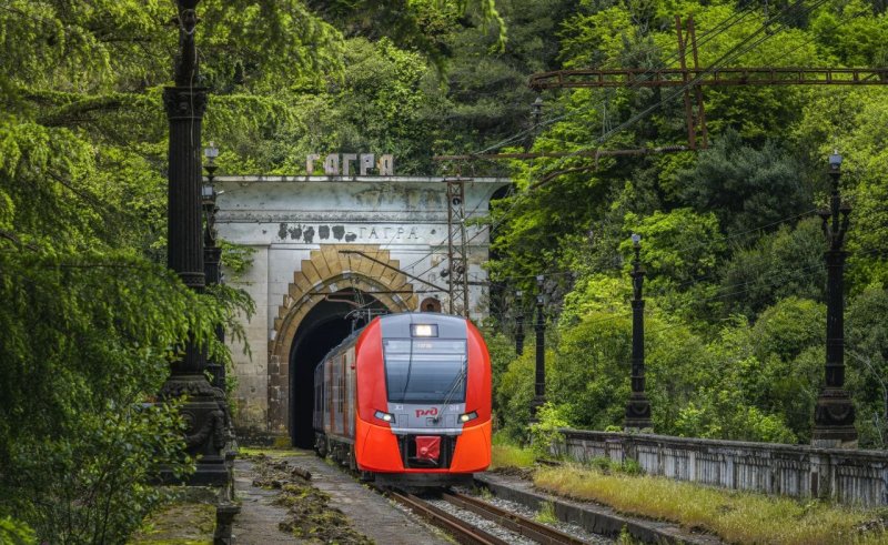 АБХАЗИЯ. В Абхазию на Ласточке: расписание и цена билетов на поезд Сочи – Гагра