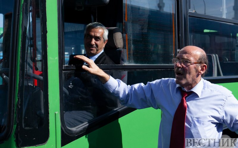 АЗЕРБАЙДЖАН. В Азербайджане урегулировали цвет пассажирских автобусов