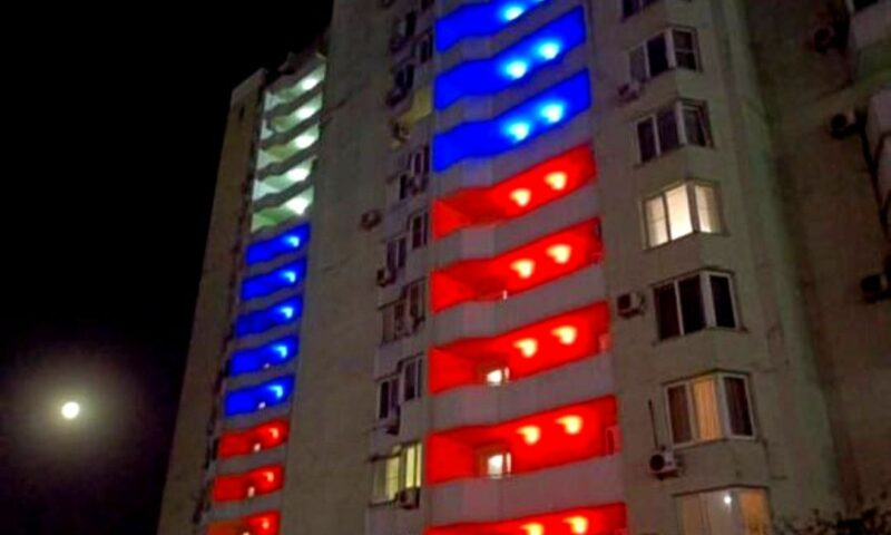 КРАСНОДАР. На Кубани объяснили патриотическую подсветку многоэтажек