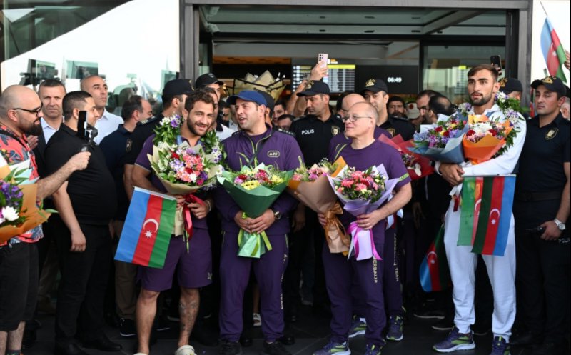 АЗЕРБАЙДЖАН. Новоиспеченных олимпийских чемпионов встретили в Азербайджане