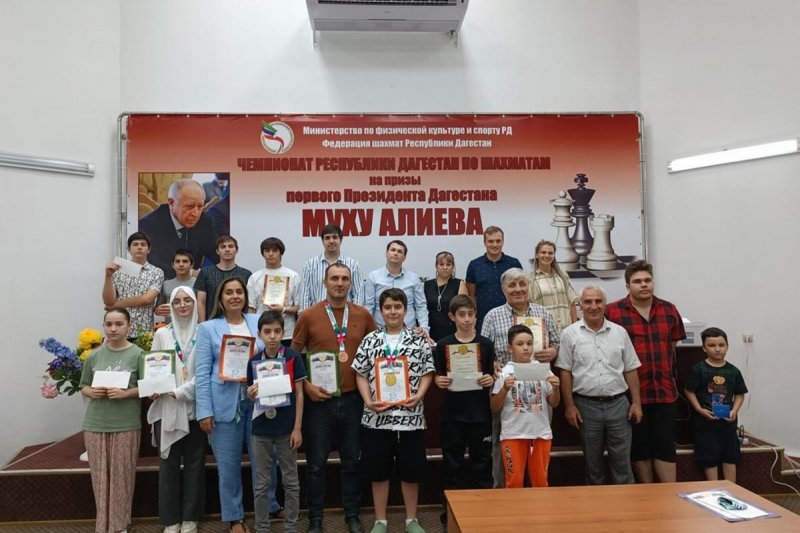 ДАГЕСТАН. В Дагестане успешно завершился юношеский республиканский шахматный чемпионат