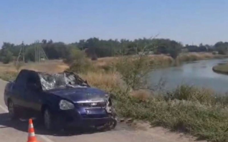 ВОЛГОГРАД. В водоеме под Волгоградом после ДТП  нашли машину и тело женщины