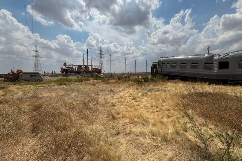 ВОЛГОГРАД. Под Волгоградом прошла масштабная спасательная операция после ЧП с поездом