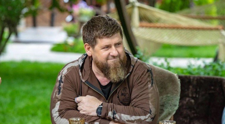 ЧЕЧНЯ. Кадыров на свадьбе посла ОАЭ в Абу-Даби: от танца «Аль-Айяла» до чеченского приветствия