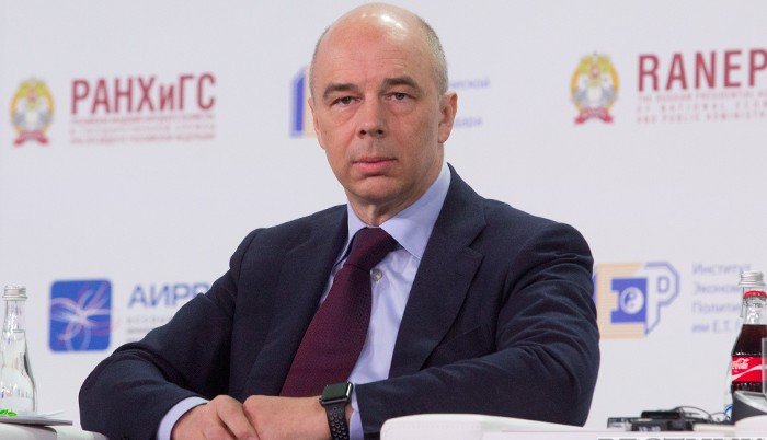 Дефицит бюджета РФ растет из-за цен на нефть - Силуанов