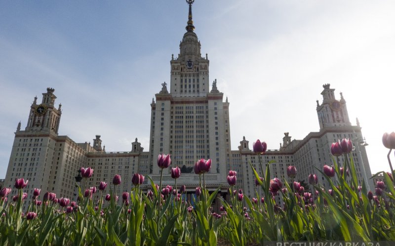 ГРУЗИЯ.  Лучшие фото апреля 2025: Пасха, крепость Ахалцихе, репетиция Парада Победы