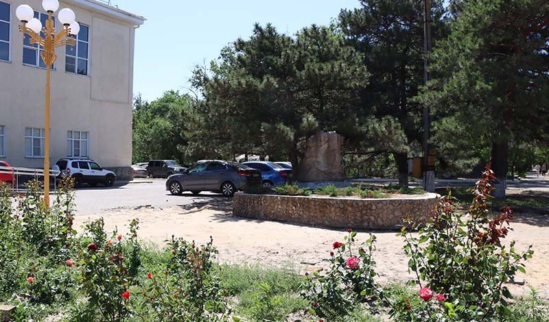 КАЛМЫКИЯ. Новое лицо столицы: в Элисте откроют площадь имени Манджиева