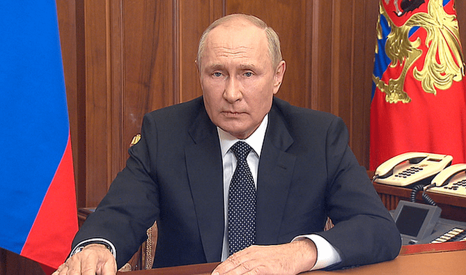 Путин поздравил Пашиняна и лидеров еще нескольких государств с 80-й годовщиной Победы в Великой Отечественной войне
