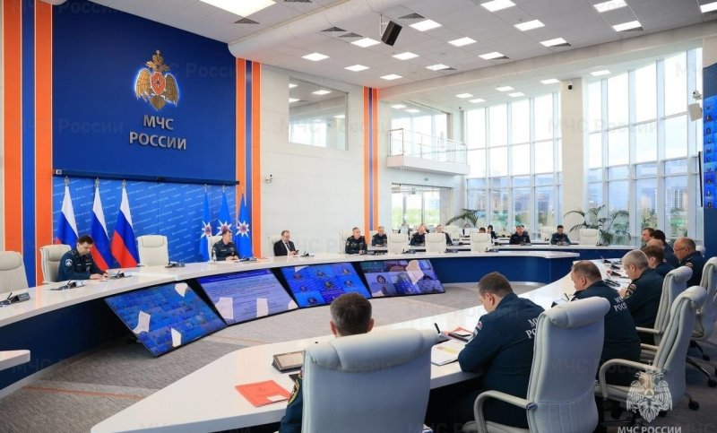 ЧЕЧНЯ. Еженедельное селекторное совещание под руководством заместителя Министра Вячеслава Бутко состоялось в МЧС России