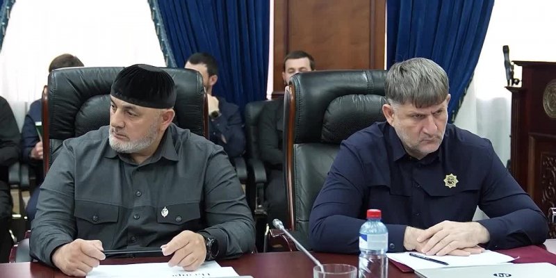 ЧЕЧНЯ. Магомед Даудов: Друзья! Сегодня обсудили вопросы укрепления платёжной дисциплины за ЖКУ, бюджетного финансирования и жилищного строительства