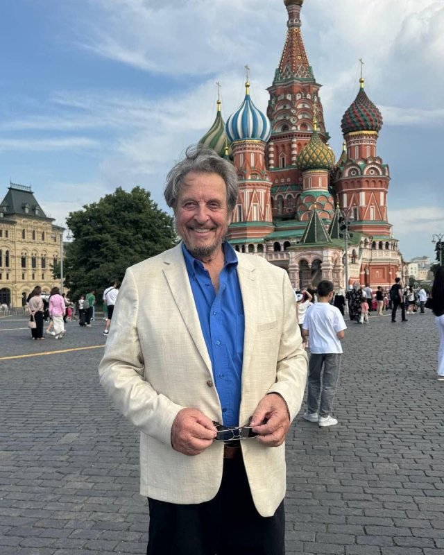 Отец Илона Маска приехал в Москву для участия в международном «Форуме будущего 2050»