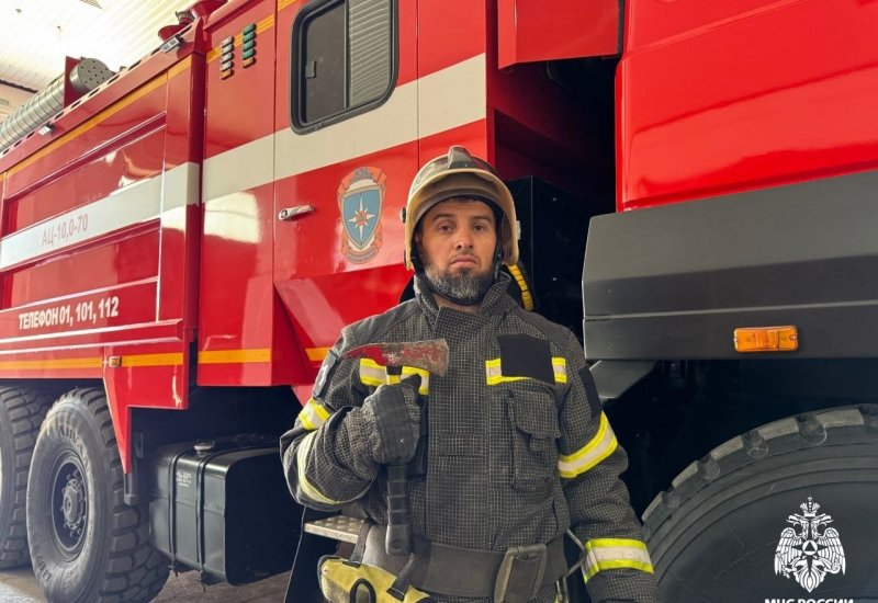 ЧЕЧНЯ. Помогать людям у него в крови