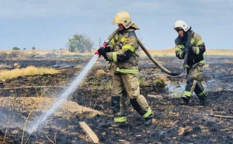 КАЛМЫКИЯ. Жителей Калмыкии предупредили об огромной опасности степных пожаров