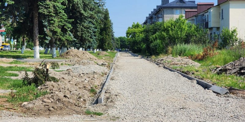 КБР. В Баксане продолжаются масштабные работы по благоустройству общественных пространств