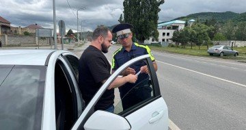 КЧР. Правила — не шутка: в Карачаево-Черкесии стартовала акция «Везу ребёнка безопасно!»